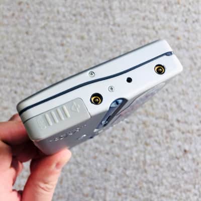 SONY WM EX651 Walkman Cassette Player, Excellent Silver Looking ! Working ! image 12