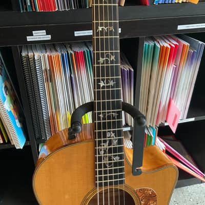 Taylor Custom GA Acoustic Guitar w/ Hard Case image 6