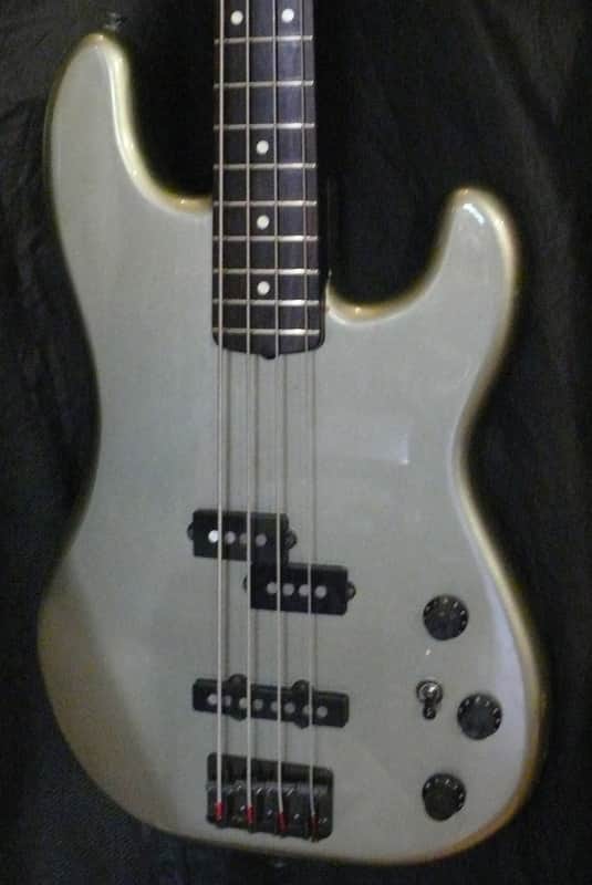 Fender Japan M.I.J. ''E" series Jazz Bass Special - 1984-87 image 1