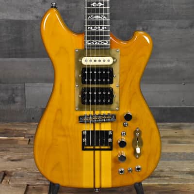 Pre-Owned Eastwood Wolf - Natural with Gig Bag image 1