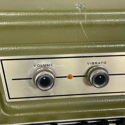 Wurlitzer 214VA Avocado Green Electric Piano image 4