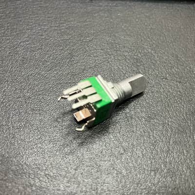 Rotary potentiometer 50kB for Novation Bass Station I & II , Supernova