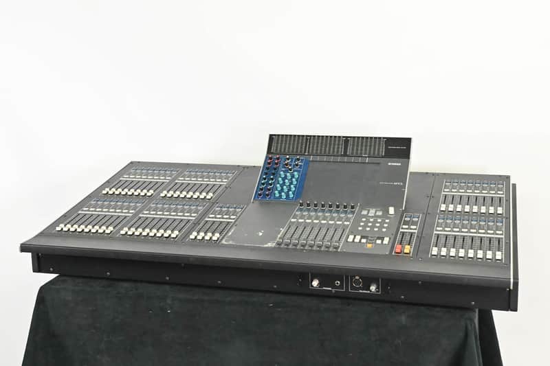 Yamaha M7CL-48 48-Channel Digital Audio Mixing Console CG01LQ8 *ASK FOR SHIPPING* image 1