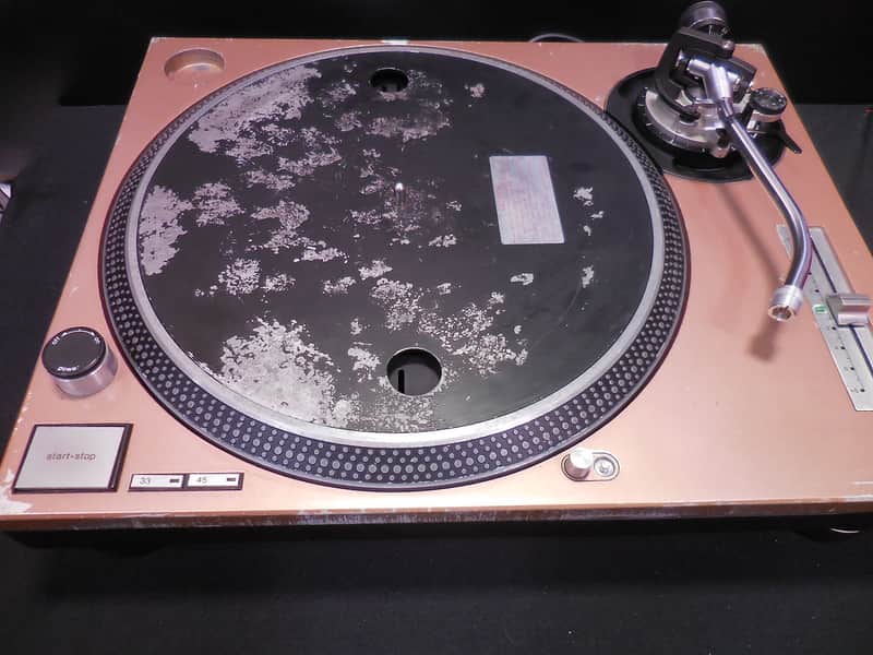 Technics SL-1200 image 1