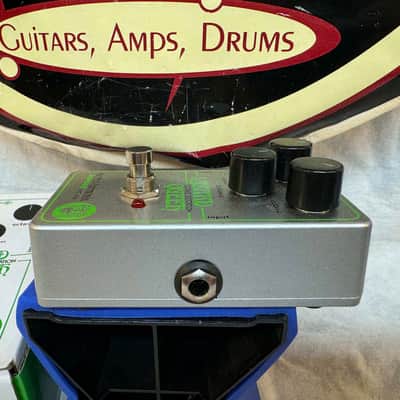 Electro-Harmonix + JHS Pedals Lizard Queen Octave / Distortion Octave Fuzz Pedal with Box image 4