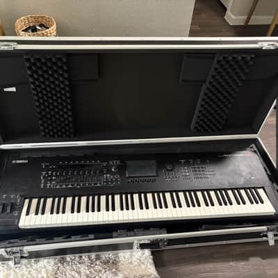 Yamaha Montage M8x 88-Key Synthesizer 2023 - Present - Black image 2
