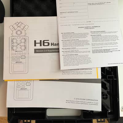 Zoom H6 Handy Audio Recorder Complete - Black / Silver image 3