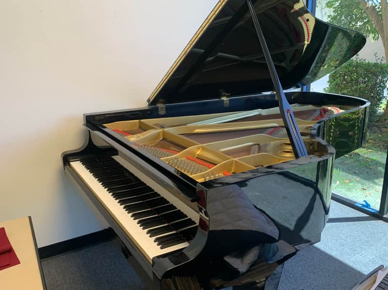 Terry Bozzio's Missing Persons 1983 Yamaha C7 Grand Piano. Polished Ebony image 1