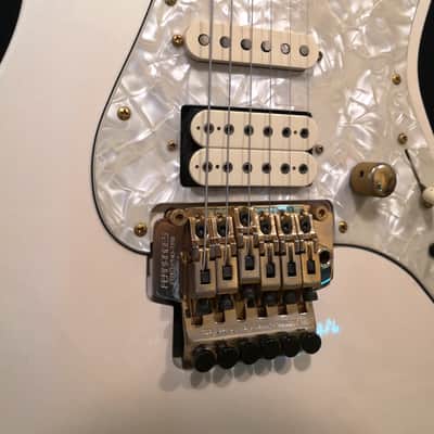 Fernandes LA-80KK 2000s Pearl White Made in Japan | Reverb