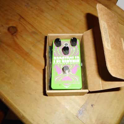Catalinbread Pareidolia 2010s - Green image 1