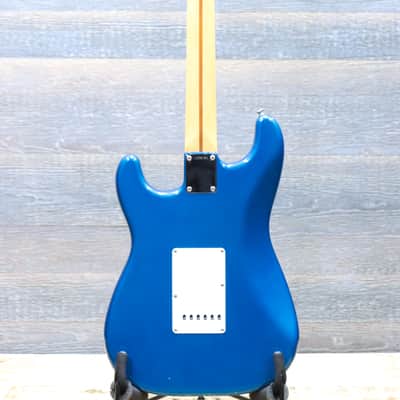 Fender '57 Vintage Stratocaster Re-issue Lake Placid Blue Electric Guitar w/Case image 3