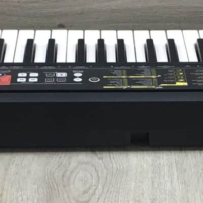 Yamaha PSR-F52 image 5