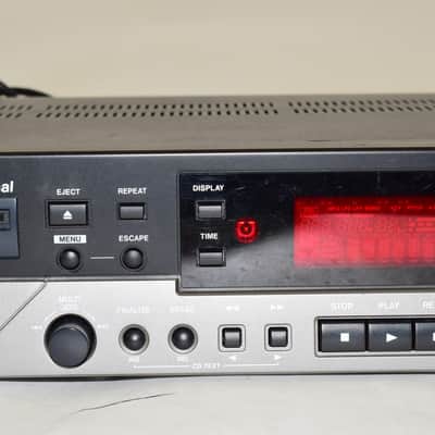 TASCAM CD-RW900SL Slot-loading CD Recorder image 5