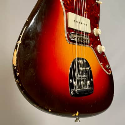 Fender Jazzmaster 1961 3-Color Sunburst image 6