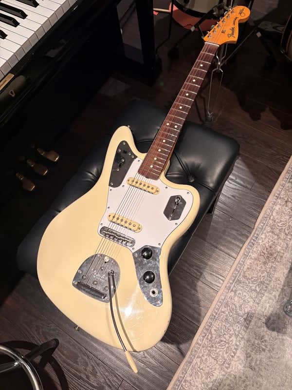 Fender Johnny Marr Signature Jaguar 2023 - Present - Olympic White