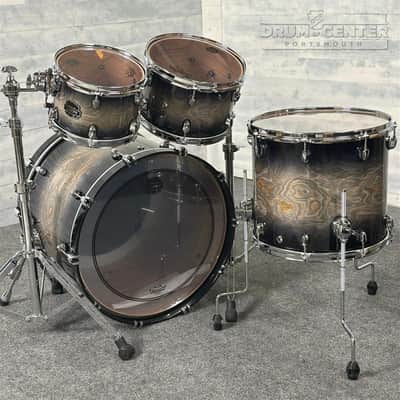 Mapex Saturn VI Rock 4pc Drum Set 22/10/12/16 Black Ink Burst image 2