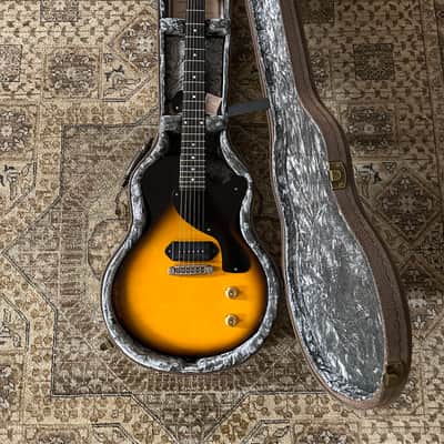 Eastman SB55/v-SB Solid Body Electric in Antique Sunburst Varnish w/ Hard Case & Free Pro Setup image 12