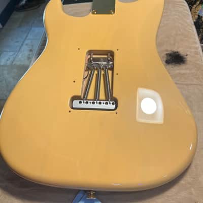 Fender Deluxe Players Stratocaster with Suhr electronics image 9
