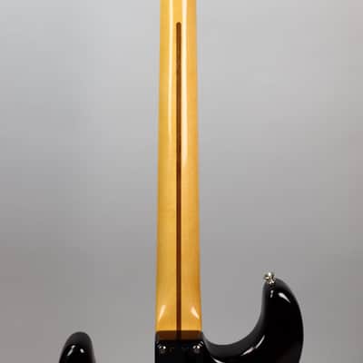 Fender 70th Anniversary American Vintage II '54 Stratocaster 2-Color Sunburst image 6