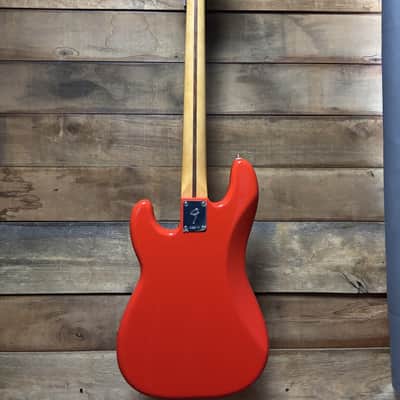 Fender Player II P-Bass RW Coral Red image 15