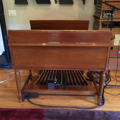 1956 Hammond B3 Organ with 2 Leslie speakers a 122v & 147  1955 - 1958 - Natural image 2