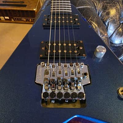 Jackson RR1 MADE IN USA RARE RR2 Bolt-On Randy Rhoads Flying V HH Kent Armstrong SKB Flight Case image 12