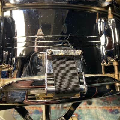 Slingerland - 5x14" Sound King, 8-Lug Snare Drum, with Trick Strainer 1974–1976 - Chrome Over Brass Shell. image 18
