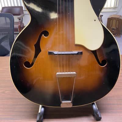 Silvertone Aristocrat 1948 Burst image 11