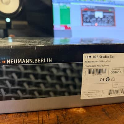 Neumann TLM 102 Studio Set with Shockmount 2013 - Present - Nickel image 5