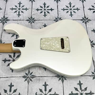 PRS SE NF3 with Maple Fretboard • Pearl White • 2024 • 7.81 lb image 6