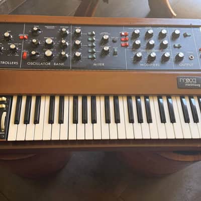 Moog 1975 Mini Moog Model D — Original Vintage — Serial #7796 1975 - wood image 3