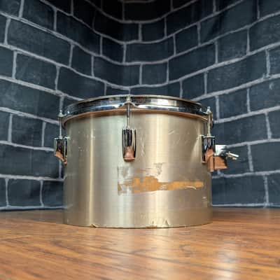 Tama Imperialstar Concert Toms – 9"x13" & 10"x14" – Vintage 1970s Hairline Chrome image 14