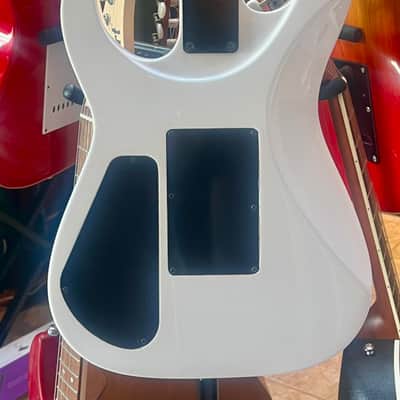 Jackson X Series Dinky DK1A Electric Guitar & On-Stage GBE4990CG Deluxe image 6