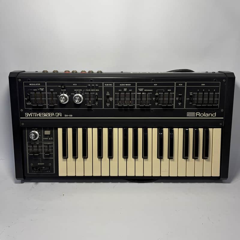 Roland SH-09 32-Key Monophonic Synthesizer | Reverb