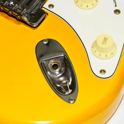 1987-1988 model Fender Japan Stratocaster Electric Guitar RefNo 1356 image 4
