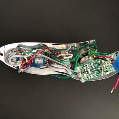 Fender American Deluxe Jazz Bass Preamp | Reverb