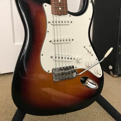 1989 USA Fender Stratocaster '62 Reissue RI - AVRI Sunburst • Vintage image 8