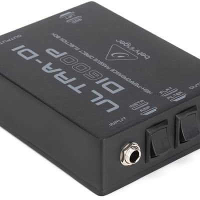 Behringer Ultra-DI DI600P 1-channel Passive Microphone / Instrument Direct Box