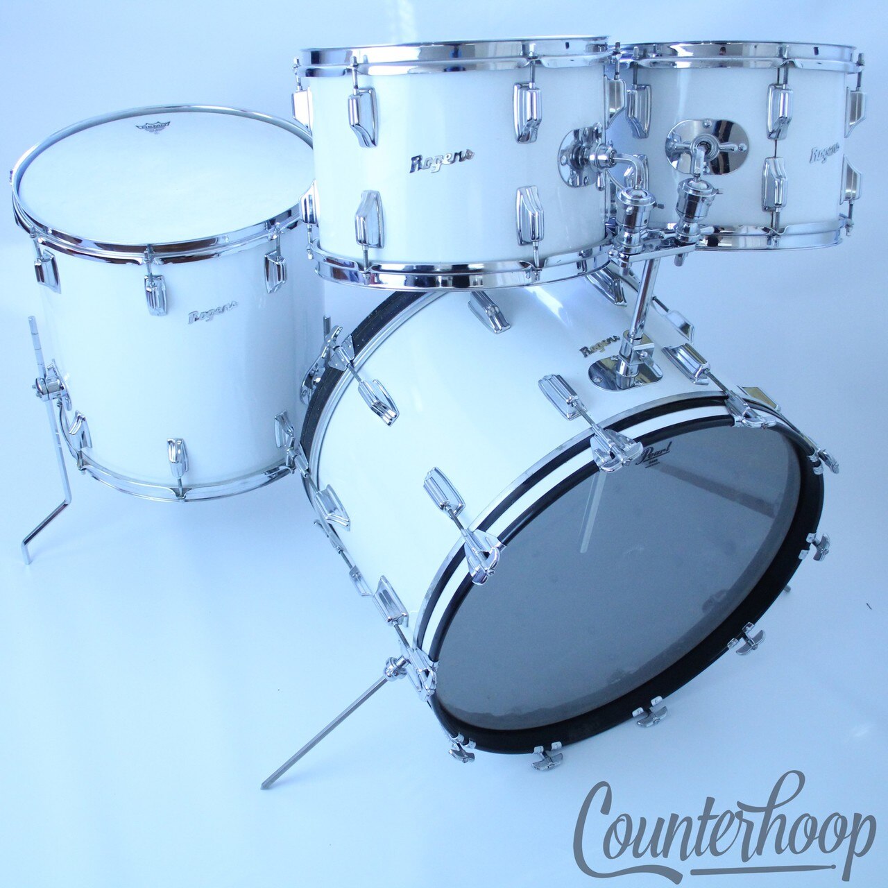 Rogers Londoner Drum Set 22x14,12x8,13x9,16x16 Bass/Toms/Floor New England White — main photograph