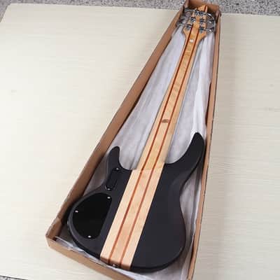 Black Fretless 6 String Electric Bass, Wenge Wood Body with Maple Neck Through image 6
