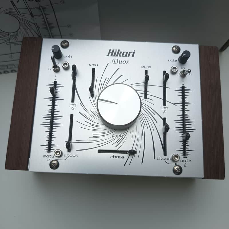 Immagine Hikari Instruments Duos Desktop Synthesizer [DEMO] - 1
