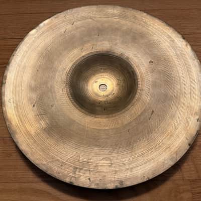 Vintage 30’s-40’s First Stamp Pre Trans 11” A Zildjian Splash Cymbal 324 grams image 5
