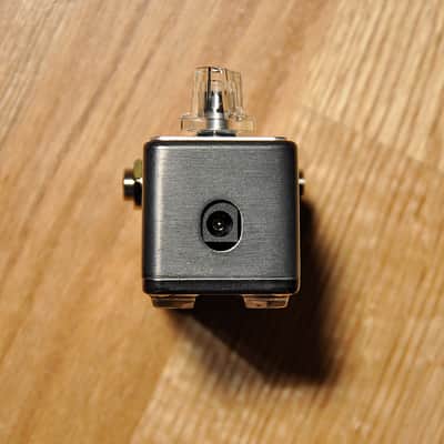 Xotic EP Booster MINT image 4