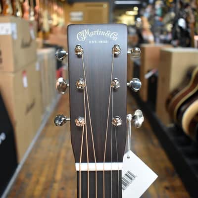 Martin OM-28E Standard Series Sitka Spruce/Rosewood Acoustic-Electric w/LR Baggs Pickup, Hard Case image 7