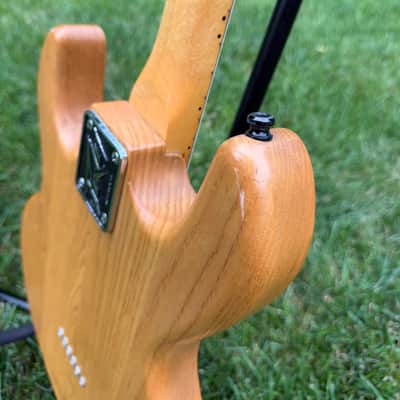 Peavey T-60 with Maple Fretboard 1978 - 1988 - Natural image 11