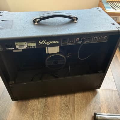 Bugera Vintage V22 INFINIUM 22W 2-Channel Tube Combo 2010s - Standard image 3