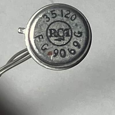 RCA 35120 Vintage Germanium NPN Transistor (NOS) - Silver Can, High Gain hFE 140, Zero Leakage image 1