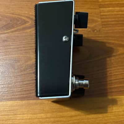 Fulltone CS-MDV MkII Custom Shop Mini Deja Vibe MkII 2010s - Silver image 2