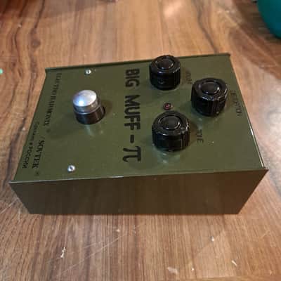 Electro-Harmonix Green Russian Big Muff 7C Bubble Font 1994-2000 image 4