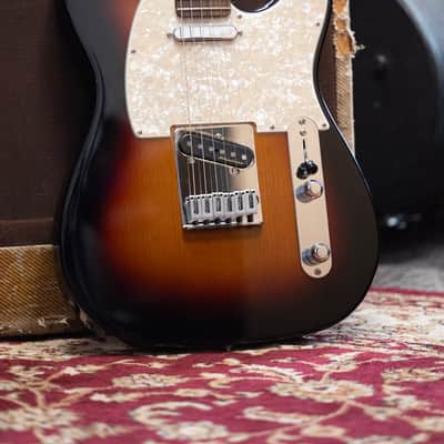 2025 Fender Player 2 ii Modified Telecaster - in 3 Tone Sunburst image 4